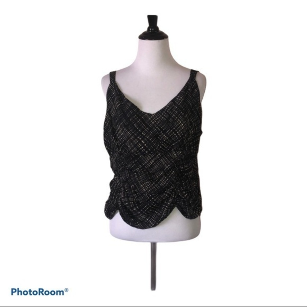 Lafayette 148 New York women’s ruched sleeveless blouse size 14